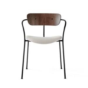 &Tradition – Pavilion AV4 Stuhl