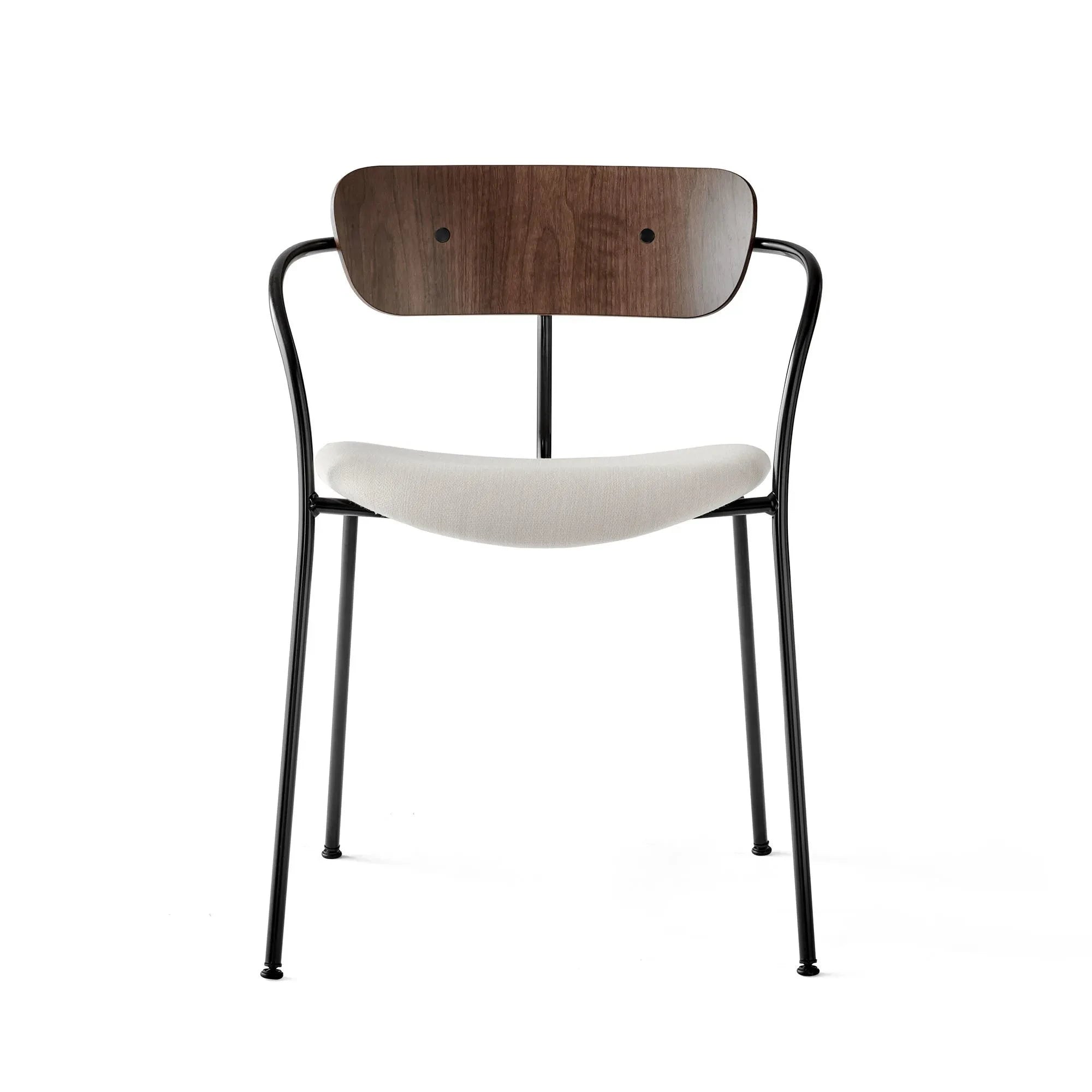 &Tradition – Pavilion AV4 Stuhl
