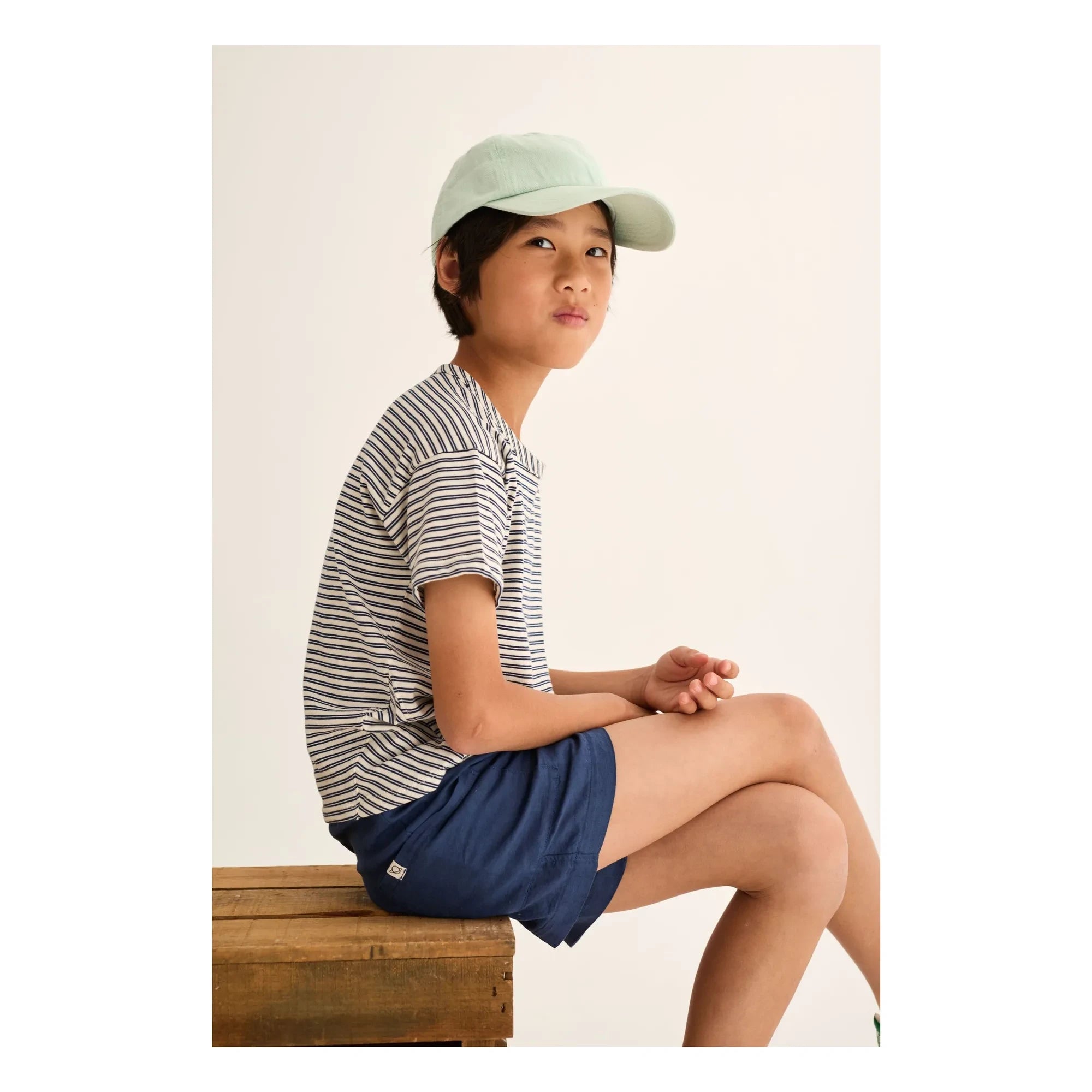 Cozmo – Gestreiftes T-Shirt | Marineblau