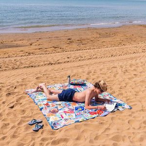 Legami - Travel Stickers Maxi Beach Towel