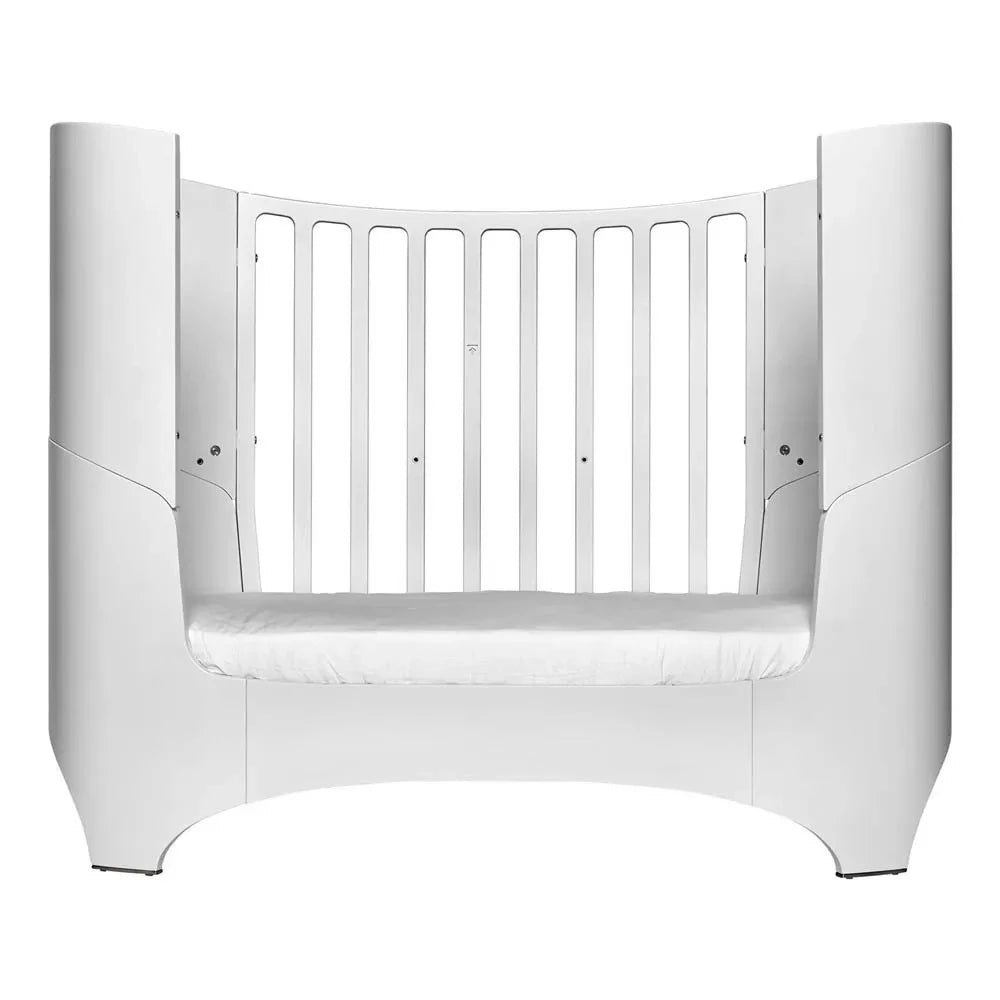 Leander - Dönüştürülebilir Oval Beşik, Comfort+7 Yatak ile Tam Set | Beyaz saten