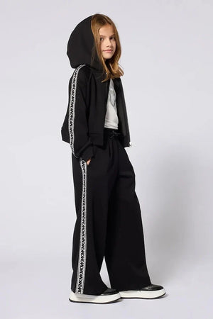 Çocuklar için spor pantolon