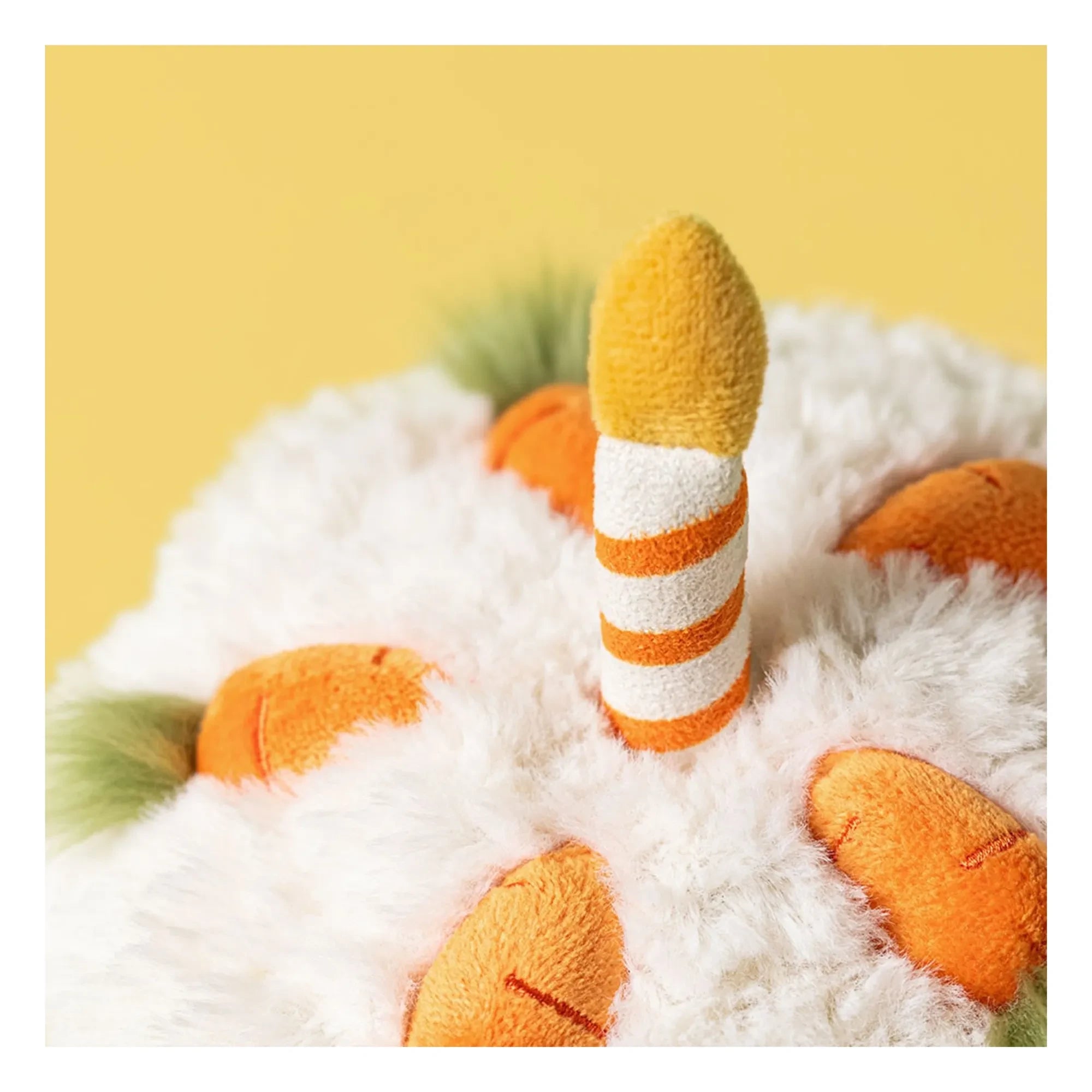 Jellycat - Karottenkuchen Plüschtier