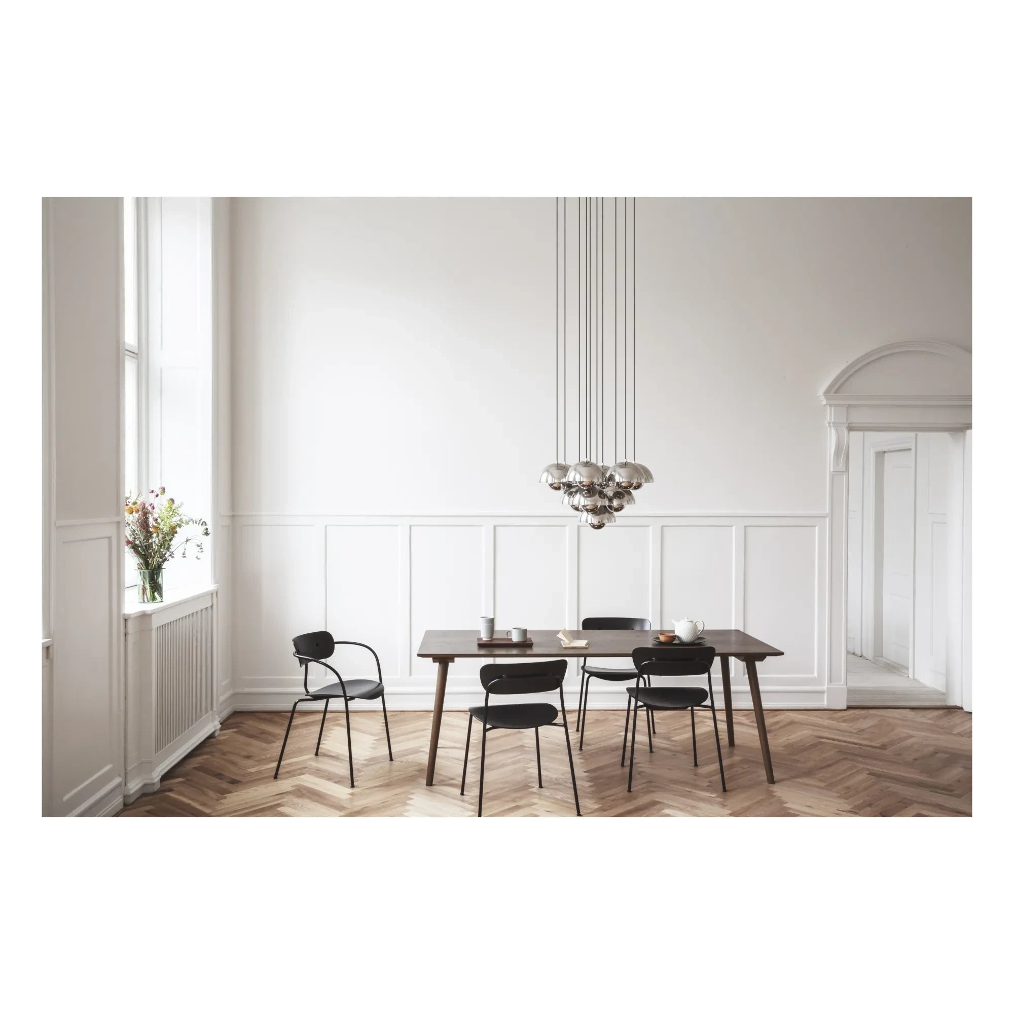 & Tradition - Pavillion AV 2 Sandalye | Siyah
