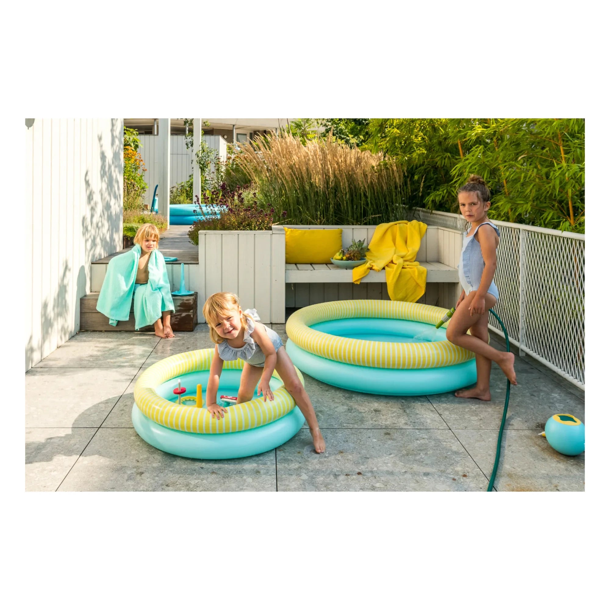 Quut - Blauer Banana Aufblasbarer Pool