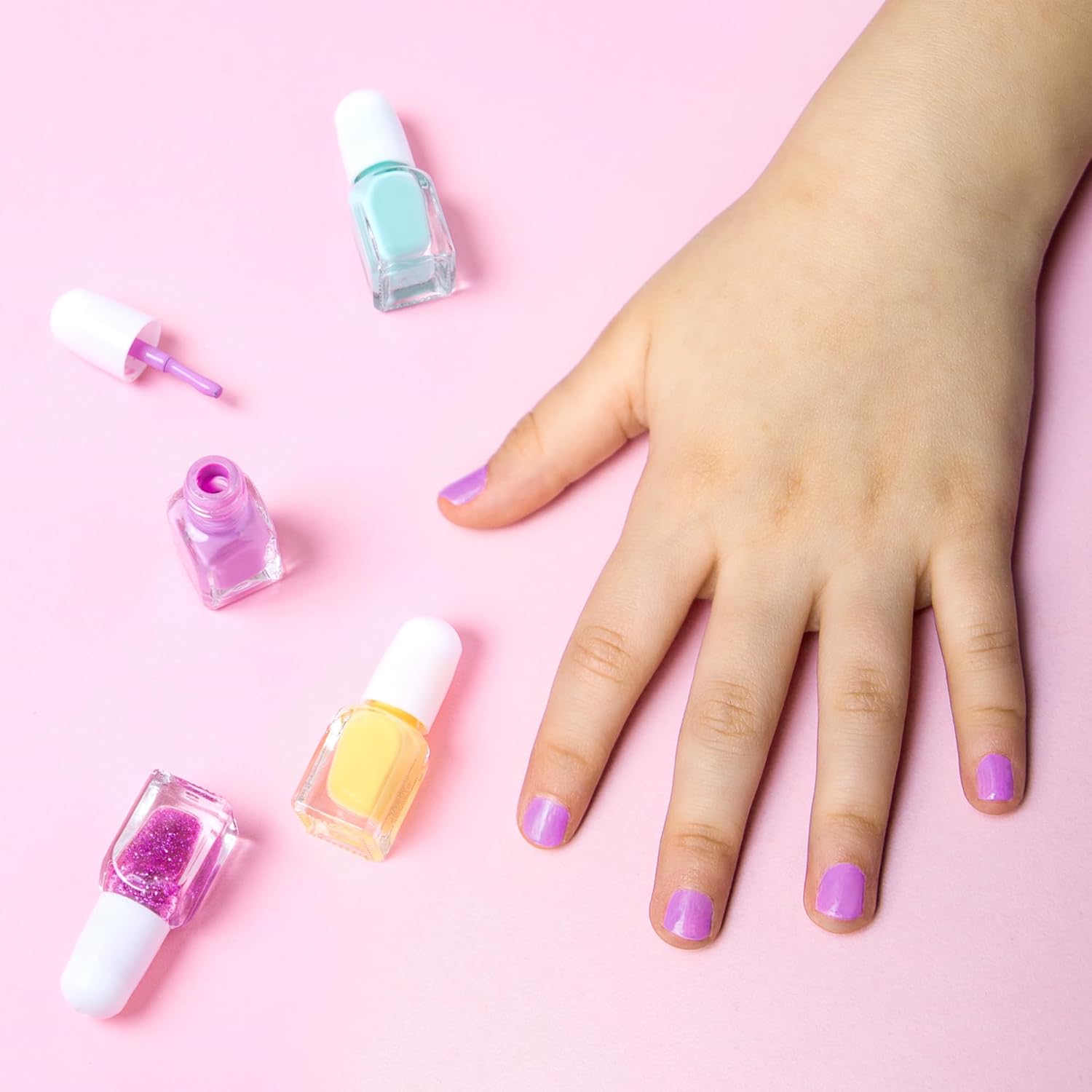 Dinossi - Set de 9 esmaltes de uñas y cuidado para niños
