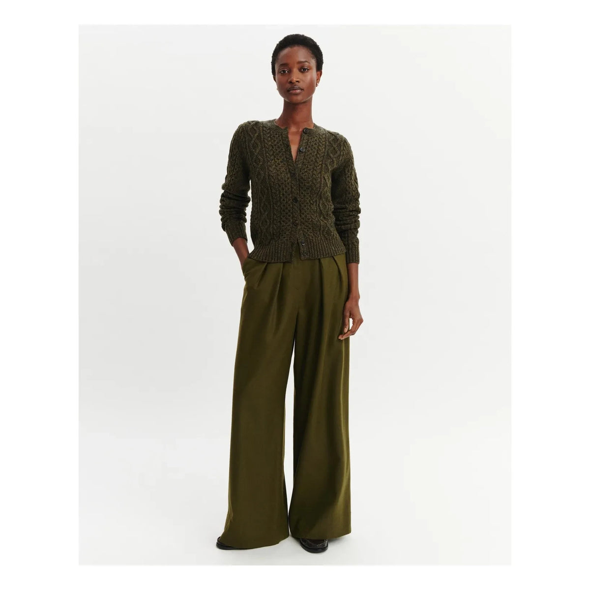 Bompard - Cashmere Cable Knit Cardigan | Olive