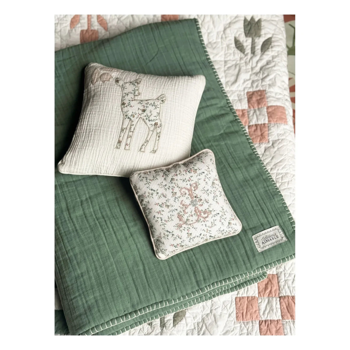 Editions Aimable - Pablo Steppdecke | Moss Green Gauze