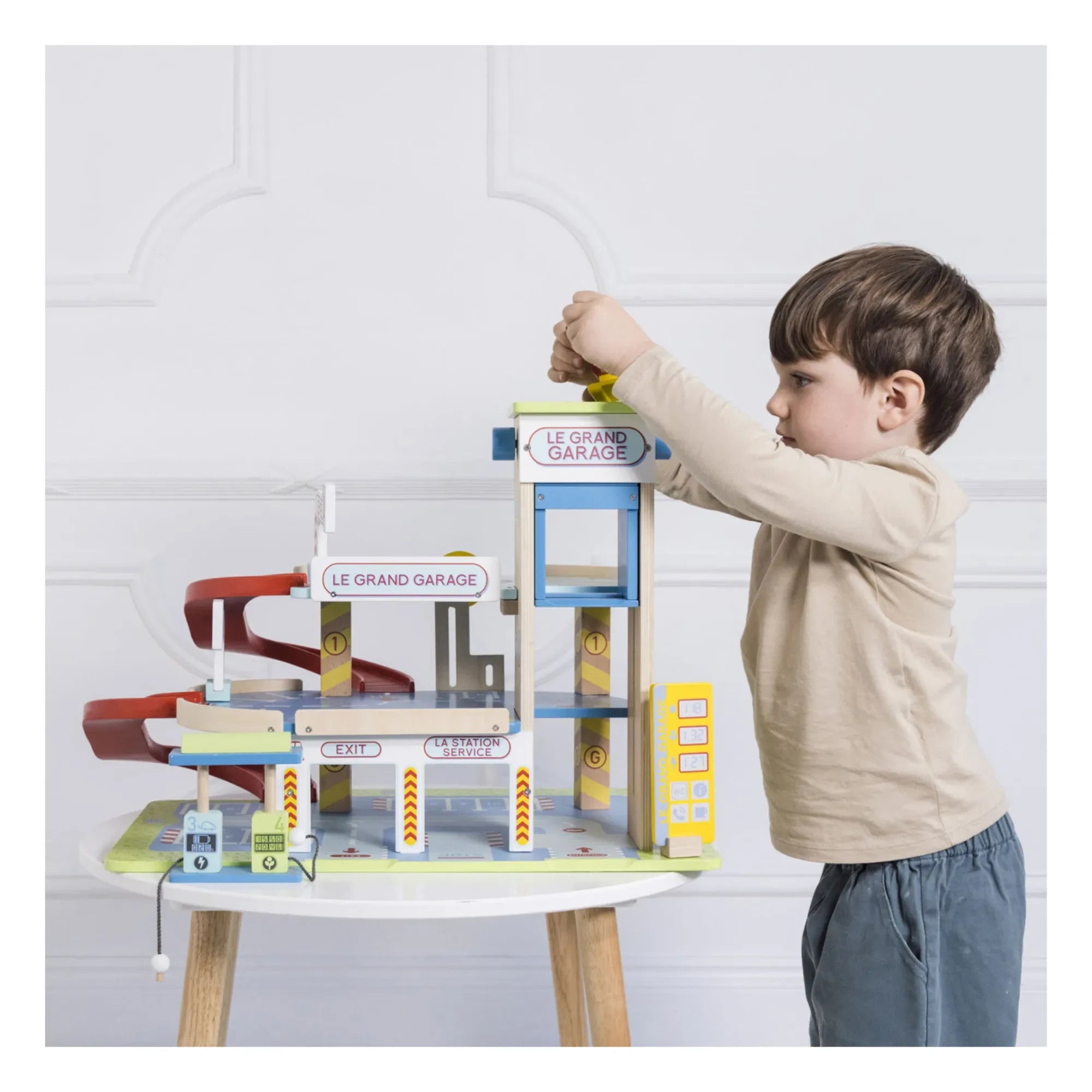 Le Toy Van - Le Grand Garage