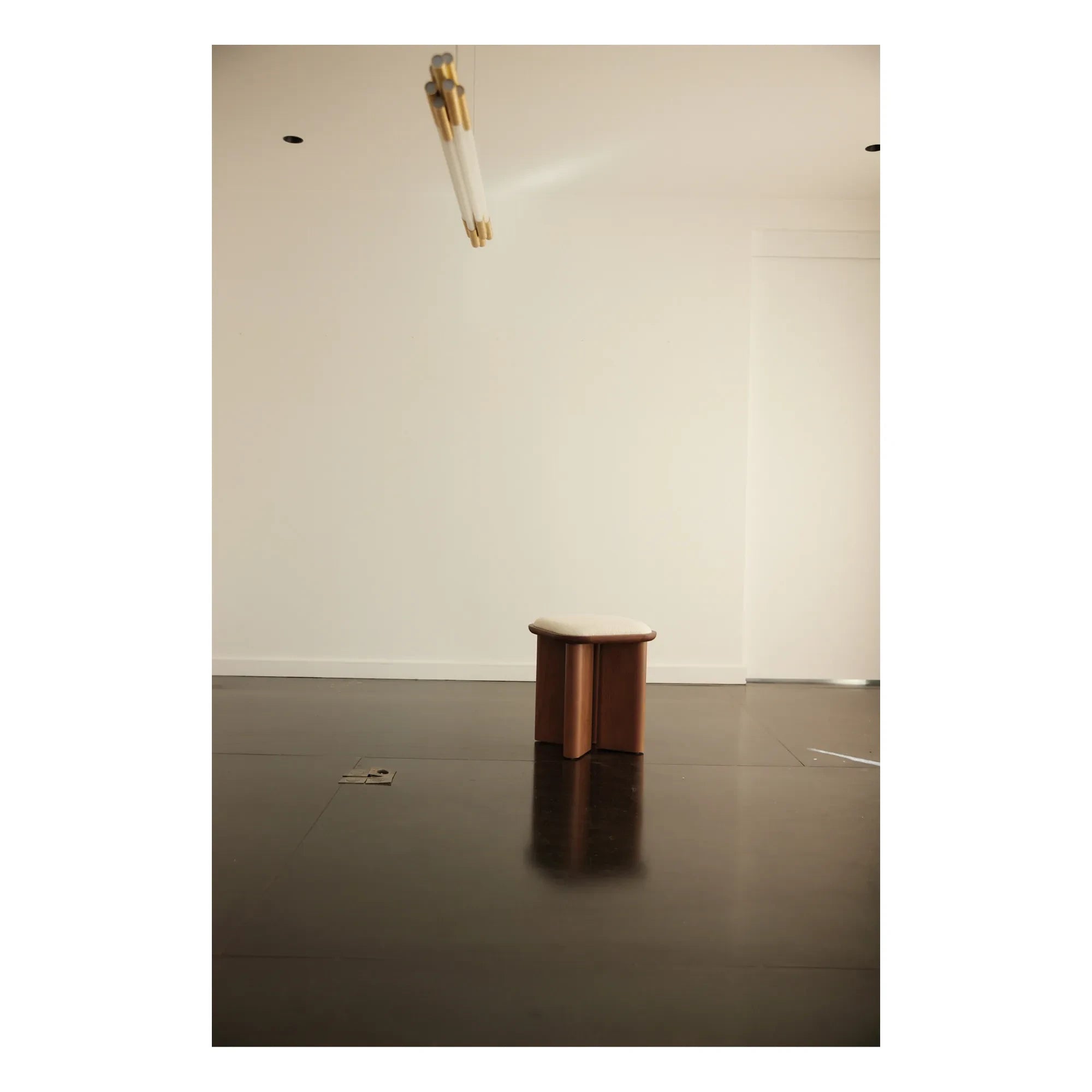 Gabrielle Paris - Lazarus puf | Ceviz