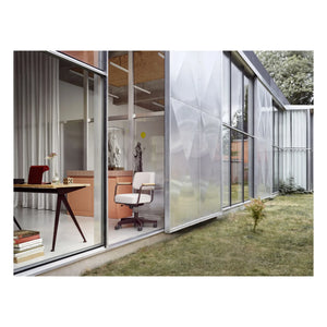 Vitra - Executive Pivoting Desk Chair, Japon Kırmızı Taban - Jean Prouvé | Açık gri