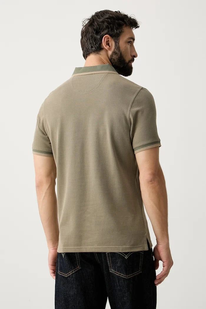 Barbour erkek pamuklu yakalı tişört Bernard