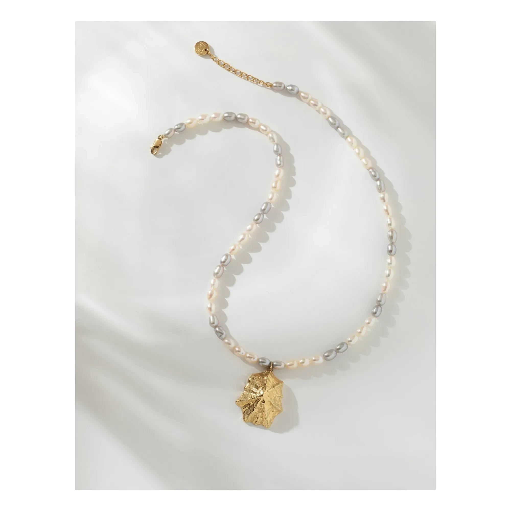 Louise Damas - Altın Gala sallantılı küpe