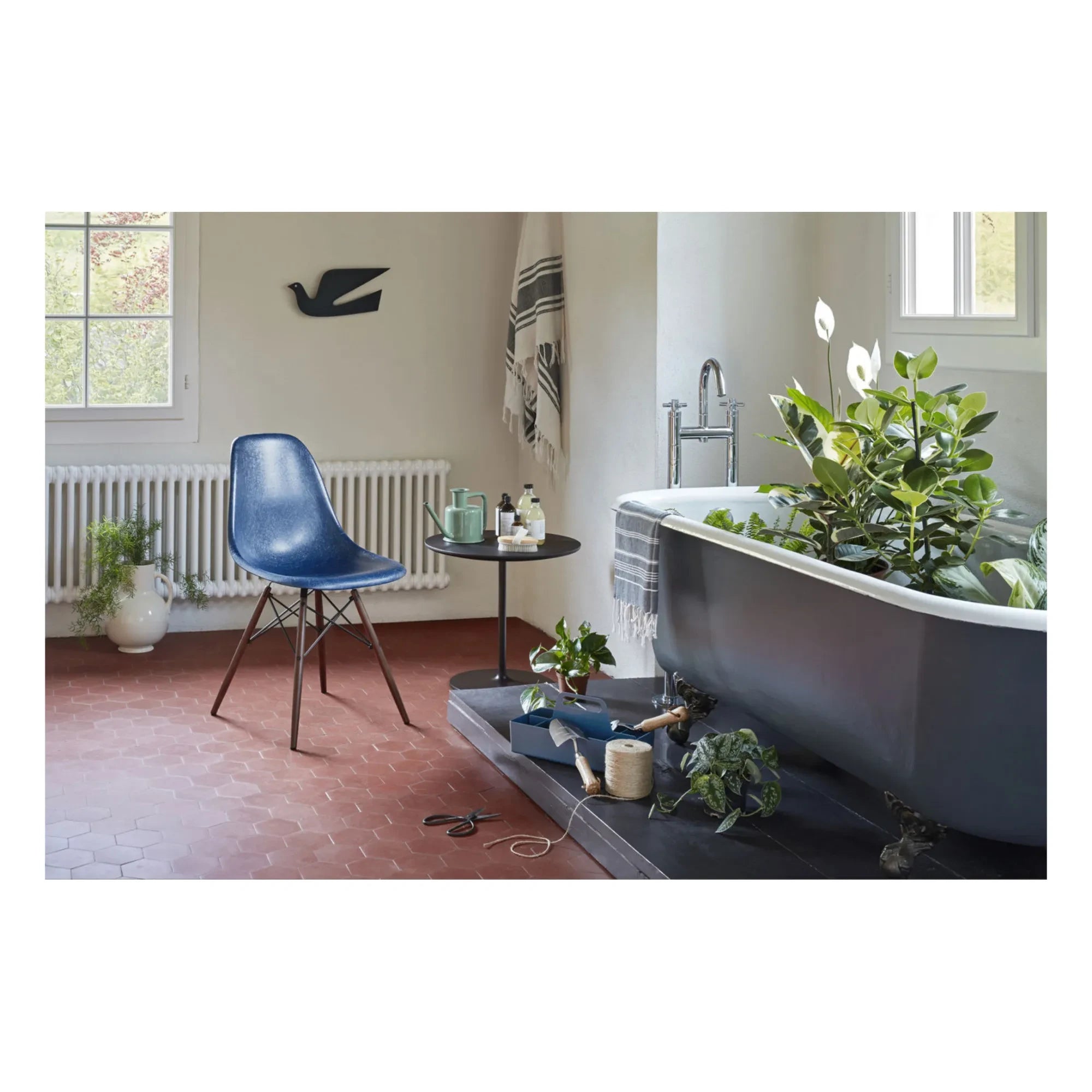 Vitra - Werkzeugkasten-Organizer aus recyceltem Kunststoff - Arik Levy | Meerblau