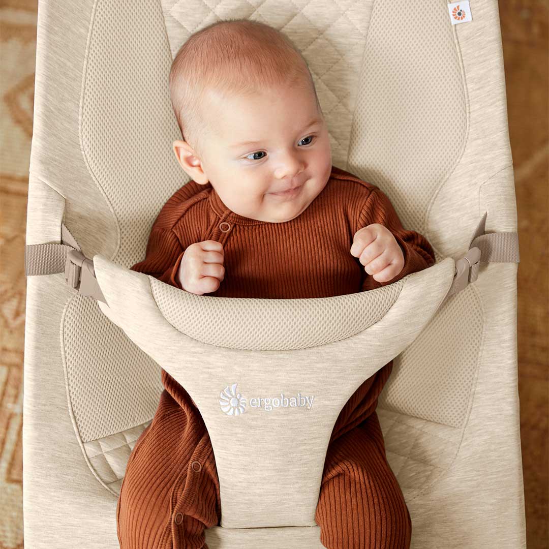Ergobaby Evolve Baby Bouncer - Cream-Baby Bouncers-With Toy Bar- | Natural Baby Shower