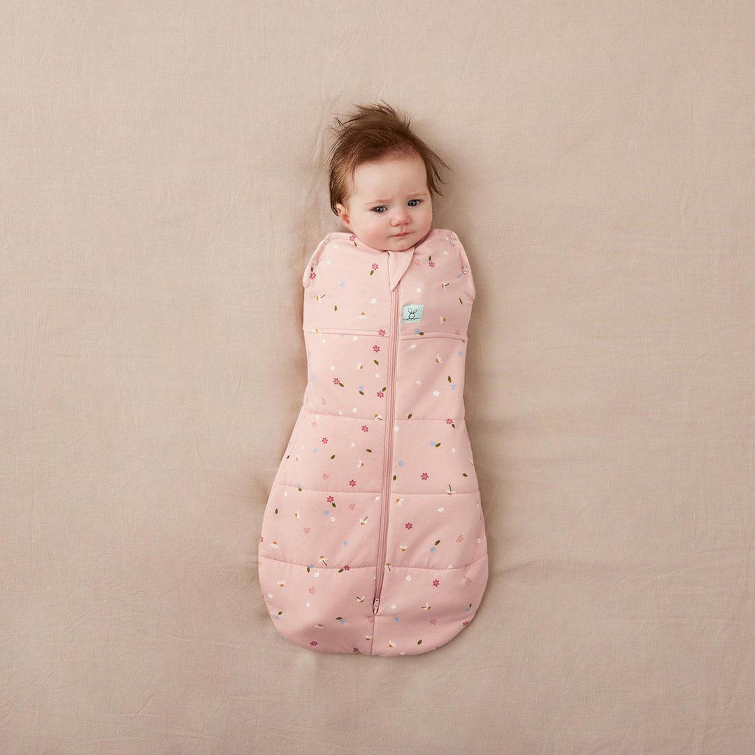 ergoPouch Organic Winter Cocoon Swaddle Sleeping Bag - 2.5 TOG - Daisies-Sleepsack Swaddles-Daisies-0-3m | Natural Baby Shower
