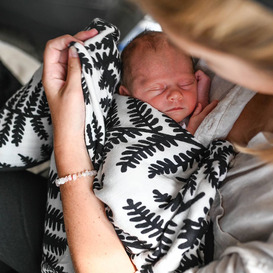 Etta Loves Muslin Blanket - Plant-Blankets- | Natural Baby Shower