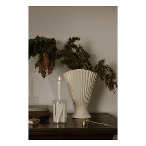 Ferm Living - Twist Mum Söndürücü