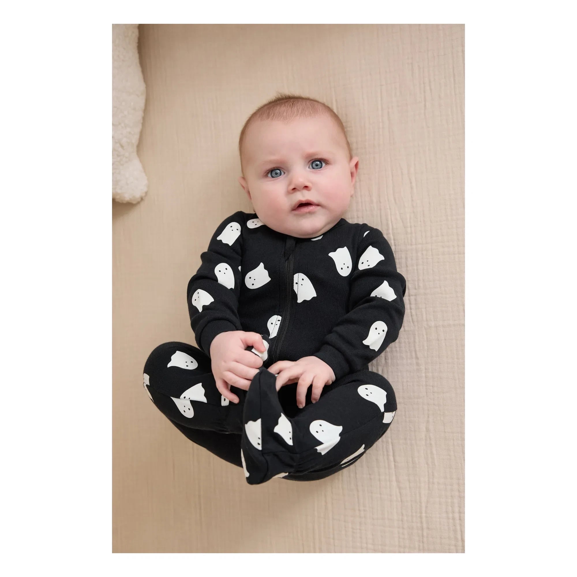 Petit Lem - Biyolüminesans Hayalet Ayaklı Pijama | Siyah