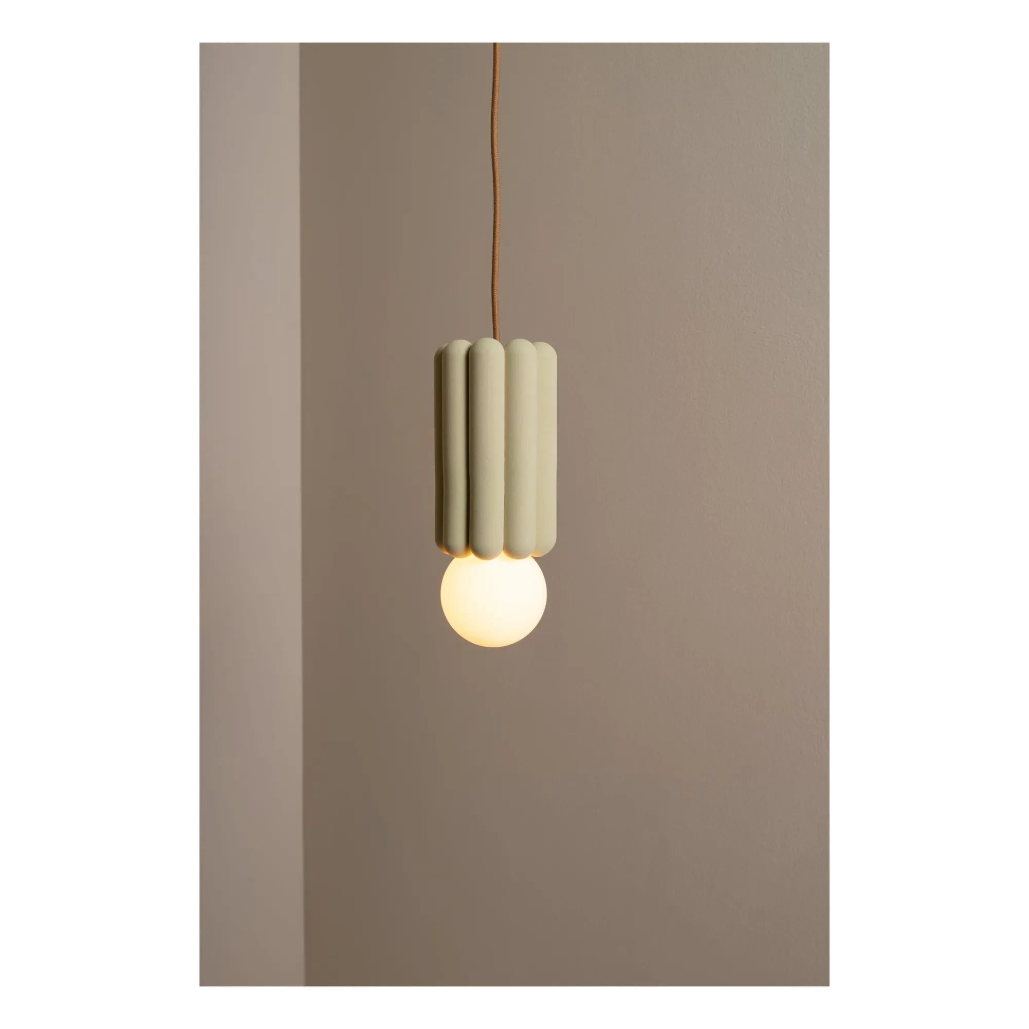 Schneid Studio - Stucco 3 Ceramic Pendant Lamp | Pistachio Green