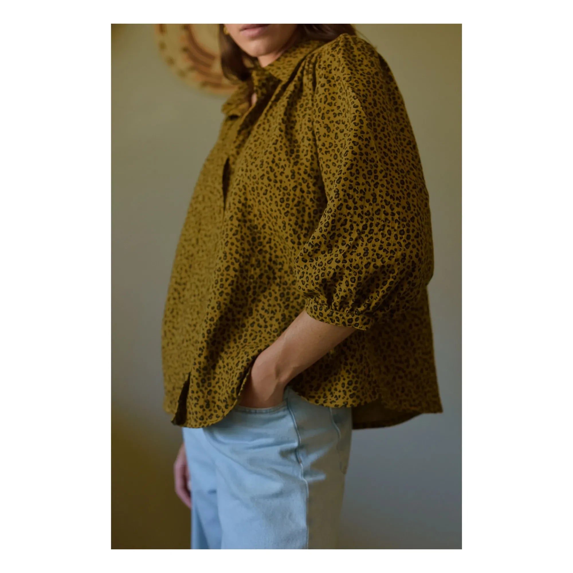 Marlot Paris - Appoline Mini Leopar Desenli Çift Katlı Pamuk Gazlı Bluz - Kadın Koleksiyonu | Kahverengi