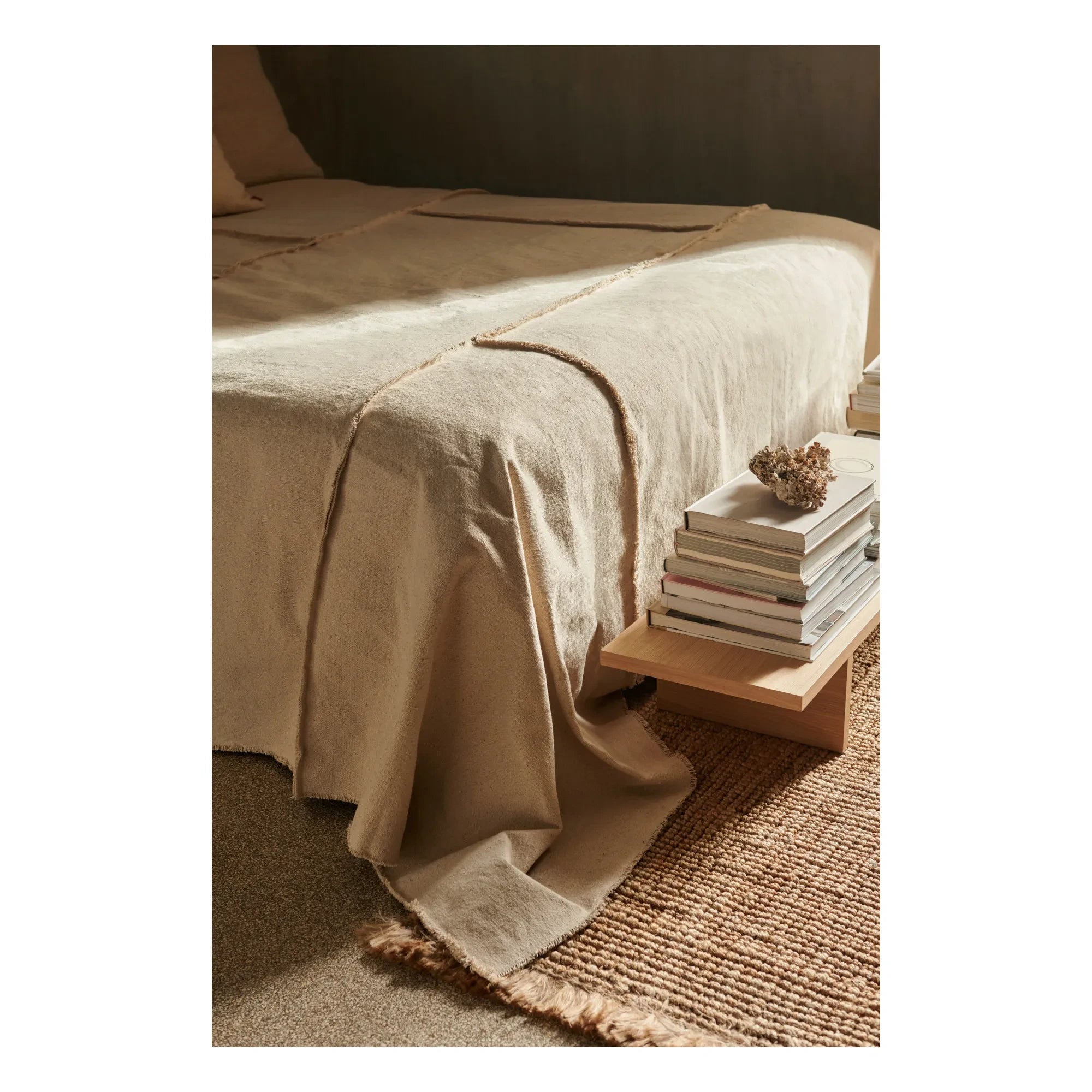 Ferm Living - Off-White Offset Yatak Örtüsü