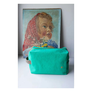 La cerise sur le gâteau - Iona Cosmetic Bag Cube | Mint Green