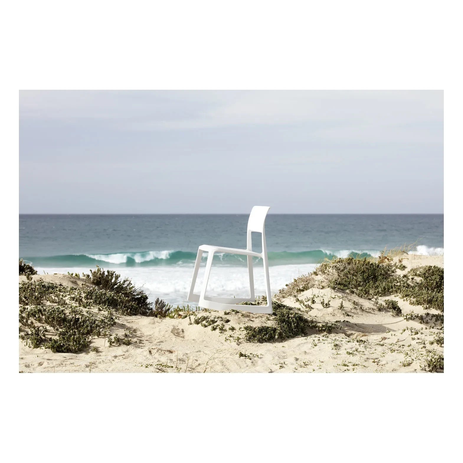 Vitra - Edward Barber & Jay Osgerby Tip Ton Chair | White