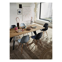 Vitra - EM Table - schwarzes Untergestell - Jean Prouvé | Eiche