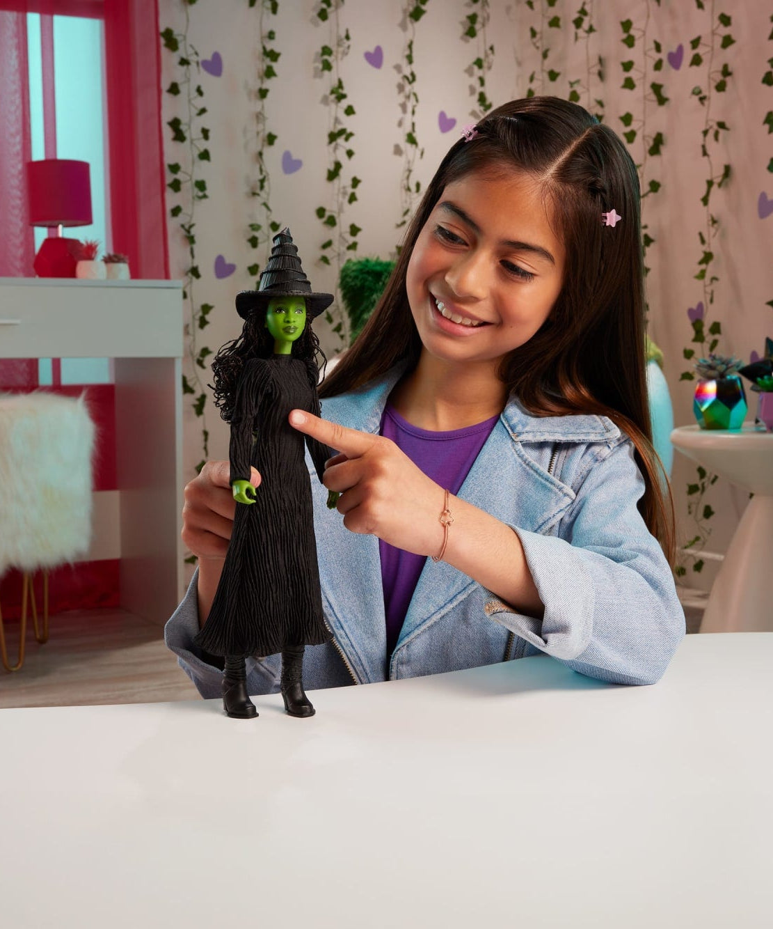 Mattel - Wicked Elphaba Şarkı Söylüyor Sesli Koleksiyon Oyuncak Bebek