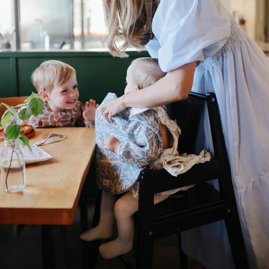 Mushie Long Sleeve Bib - Blue Flowers-Bibs-Blue Flowers-0m+ | Natural Baby Shower