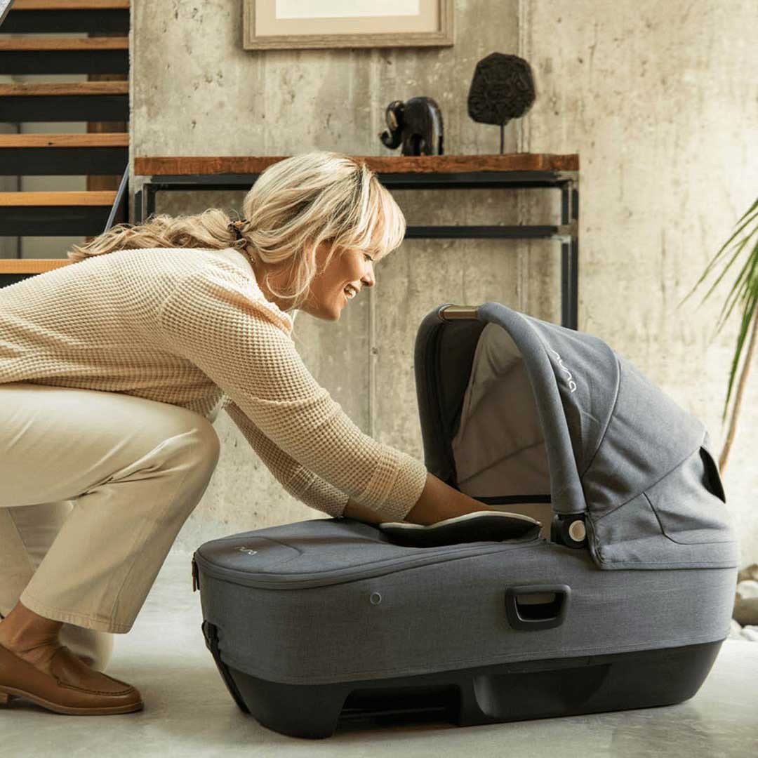 Nuna CARI NEXT Carrycot Car Seat - Caviar-Car Seats- | Natural Baby Shower
