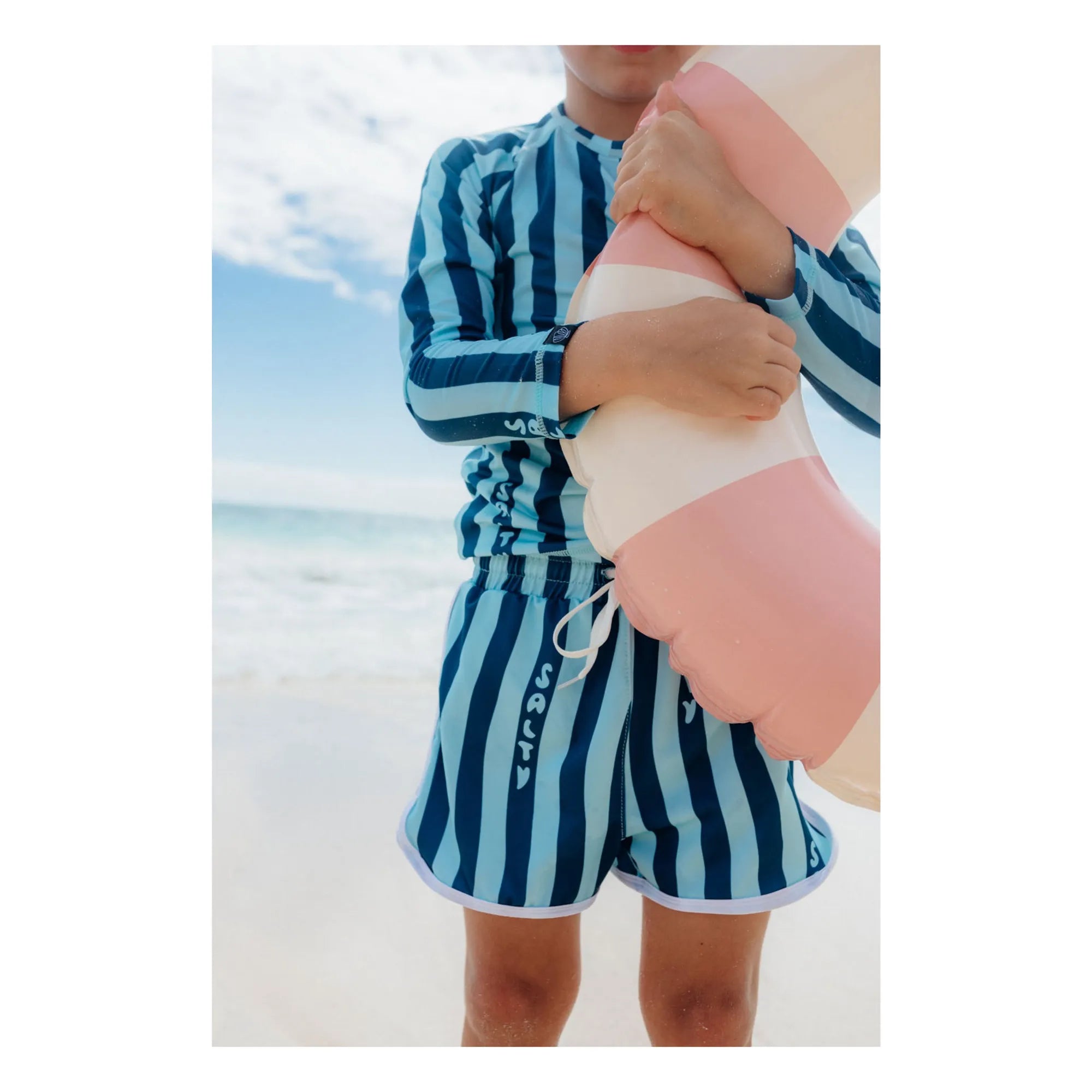 Beach & Bandits - Salty Stripes Trunk UV Korumalı Mayo Şortu Geri Dönüştürülmüş Elyaflar | Lacivert