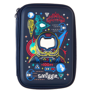 Smiggle - Beyond 3D Kabartmalı Astronot Kalem Kutusu