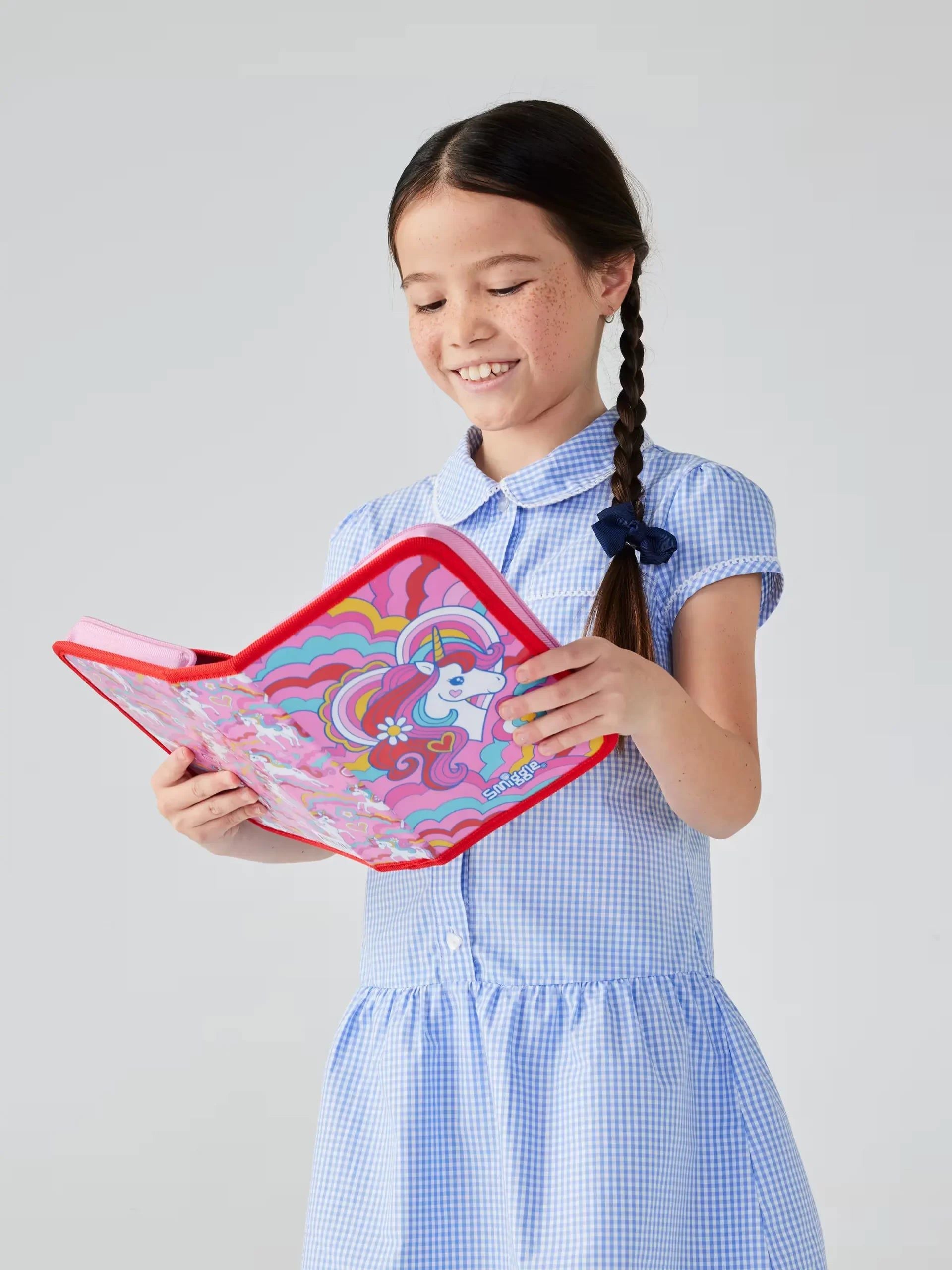 Smiggle - Wild Side  Unicorn Kalem Kutusu ve Kırtasiye Seti