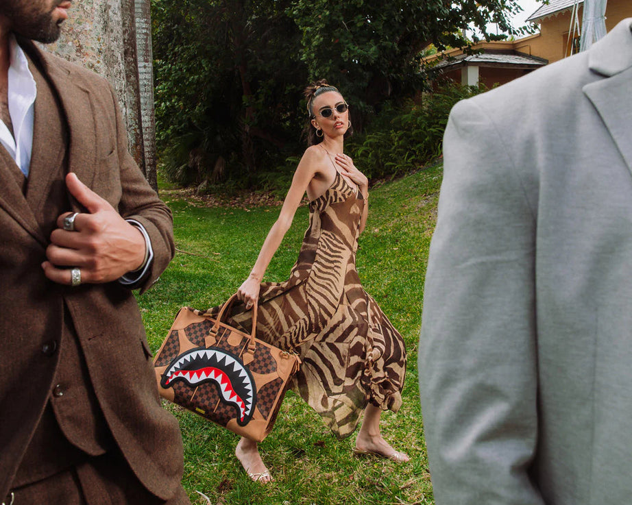 Sprayground - Bolsa de viaje pirámide Hennyville