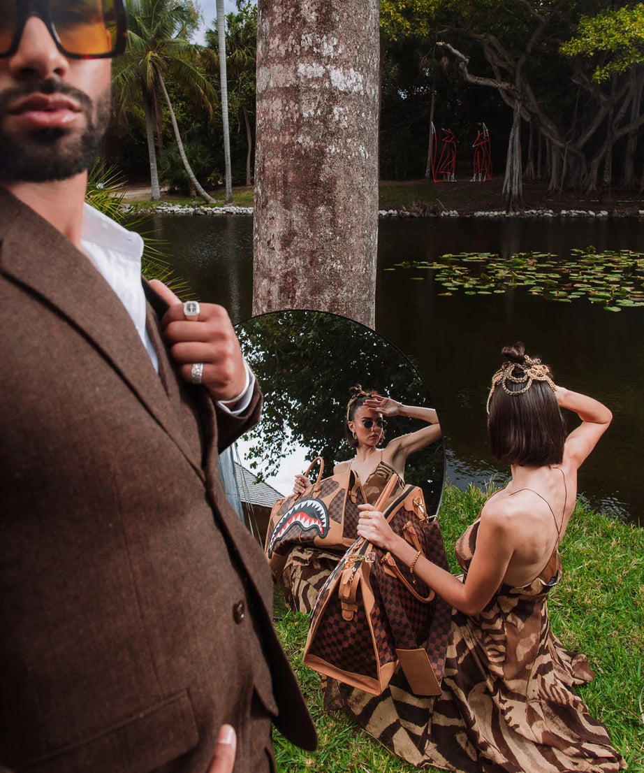 اسپری‌گراند - کیف دوشله هنی‌ویل پیرامید