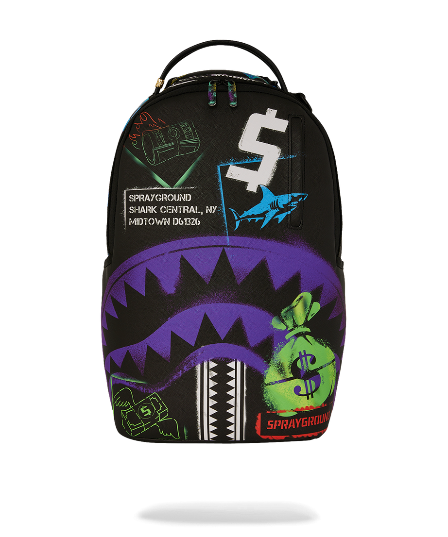 Sprayground - शार्क सेंट्रल एक्स डीएलएक्सएसवी पीठ बैग आउटलेट