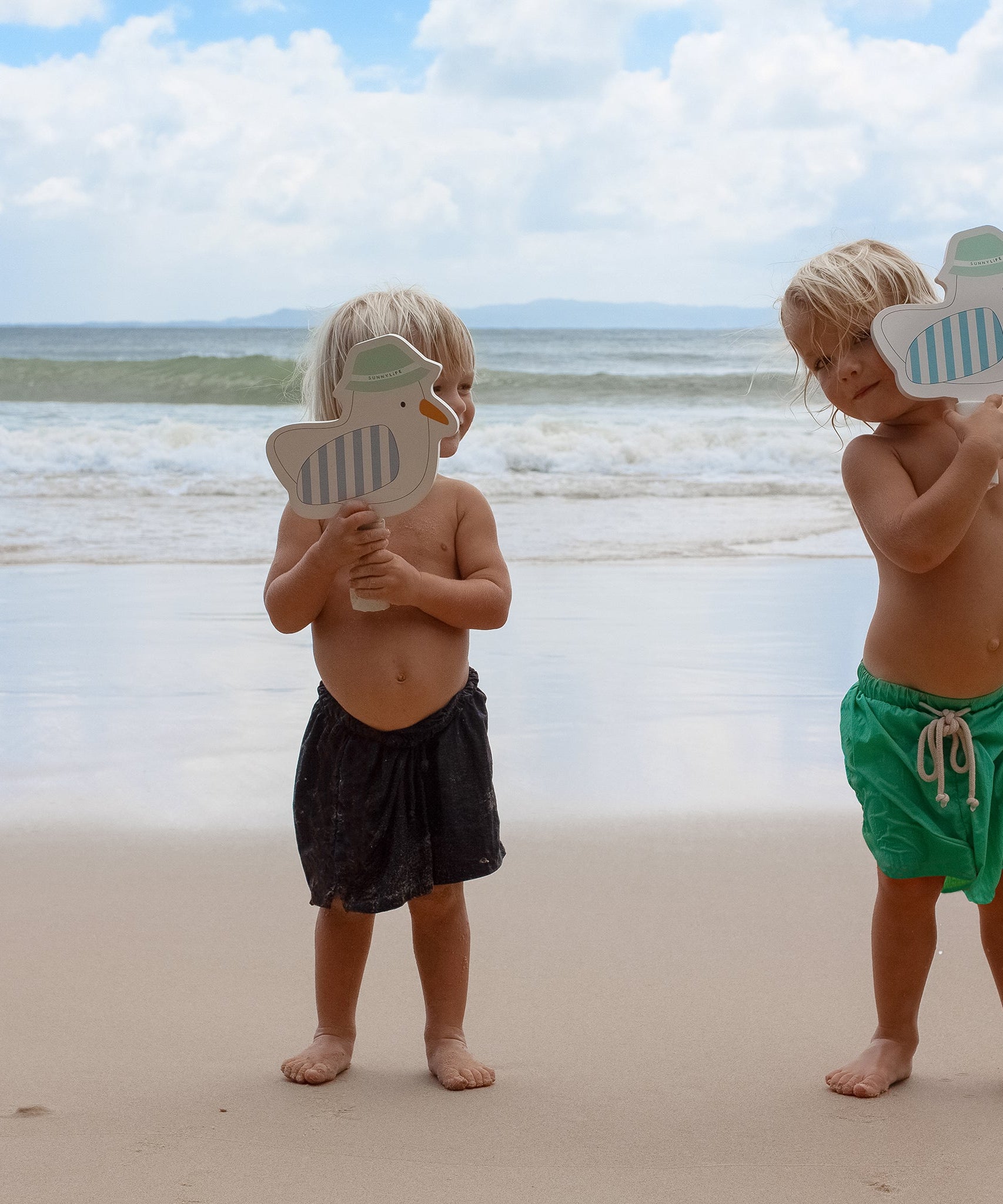 Sunnylife - 儿童沙滩粘性网球拍套装