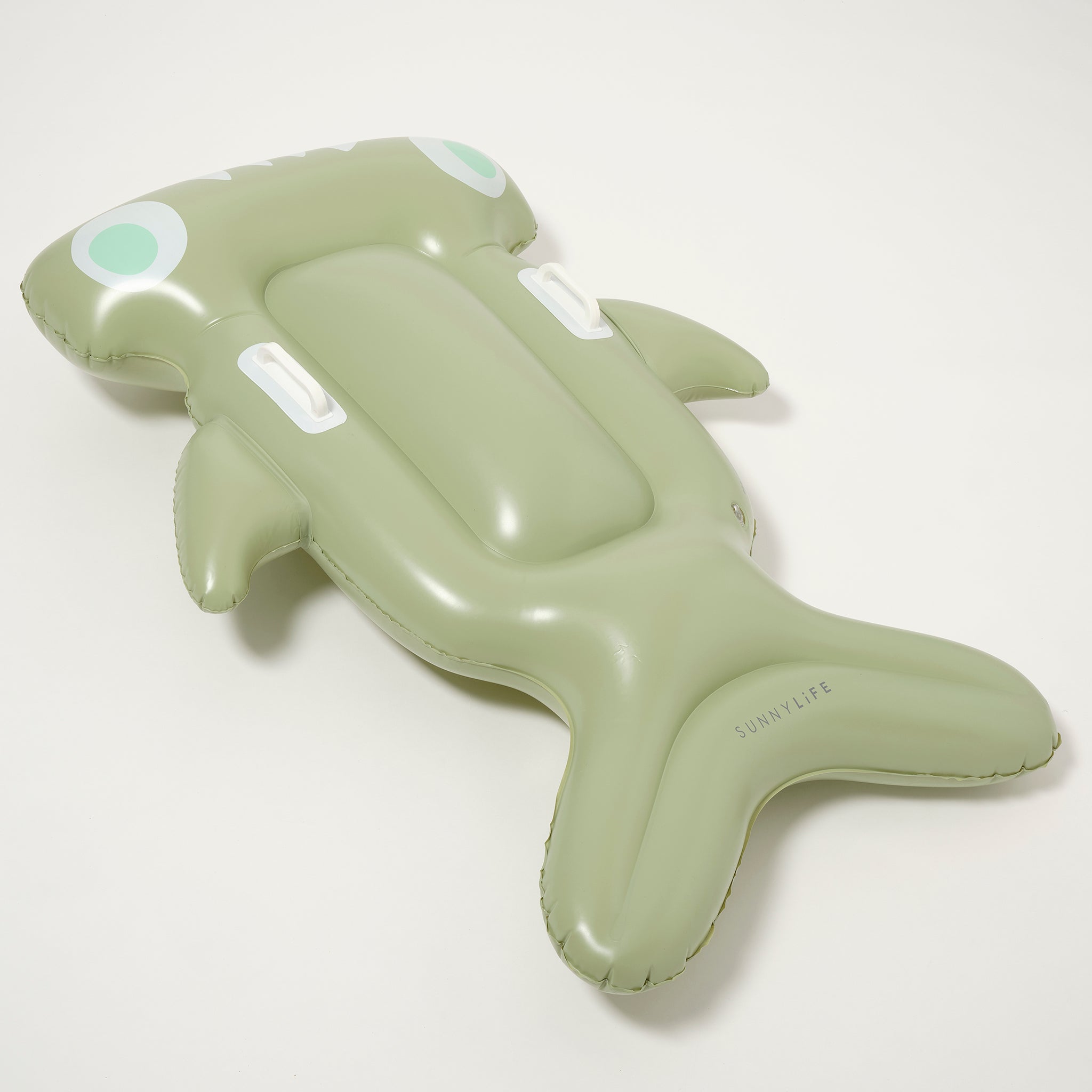 Sunnylife - Salty the Shark インフレータブル海とプール用子供用ベッド