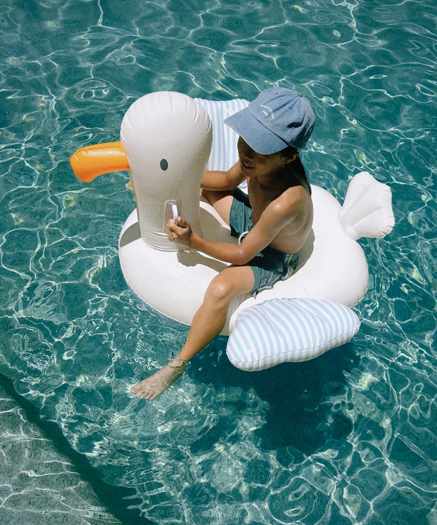 Sunnylife - Sammy Möwen Aufblasbares Schwimm- und Pool-Kinderbett