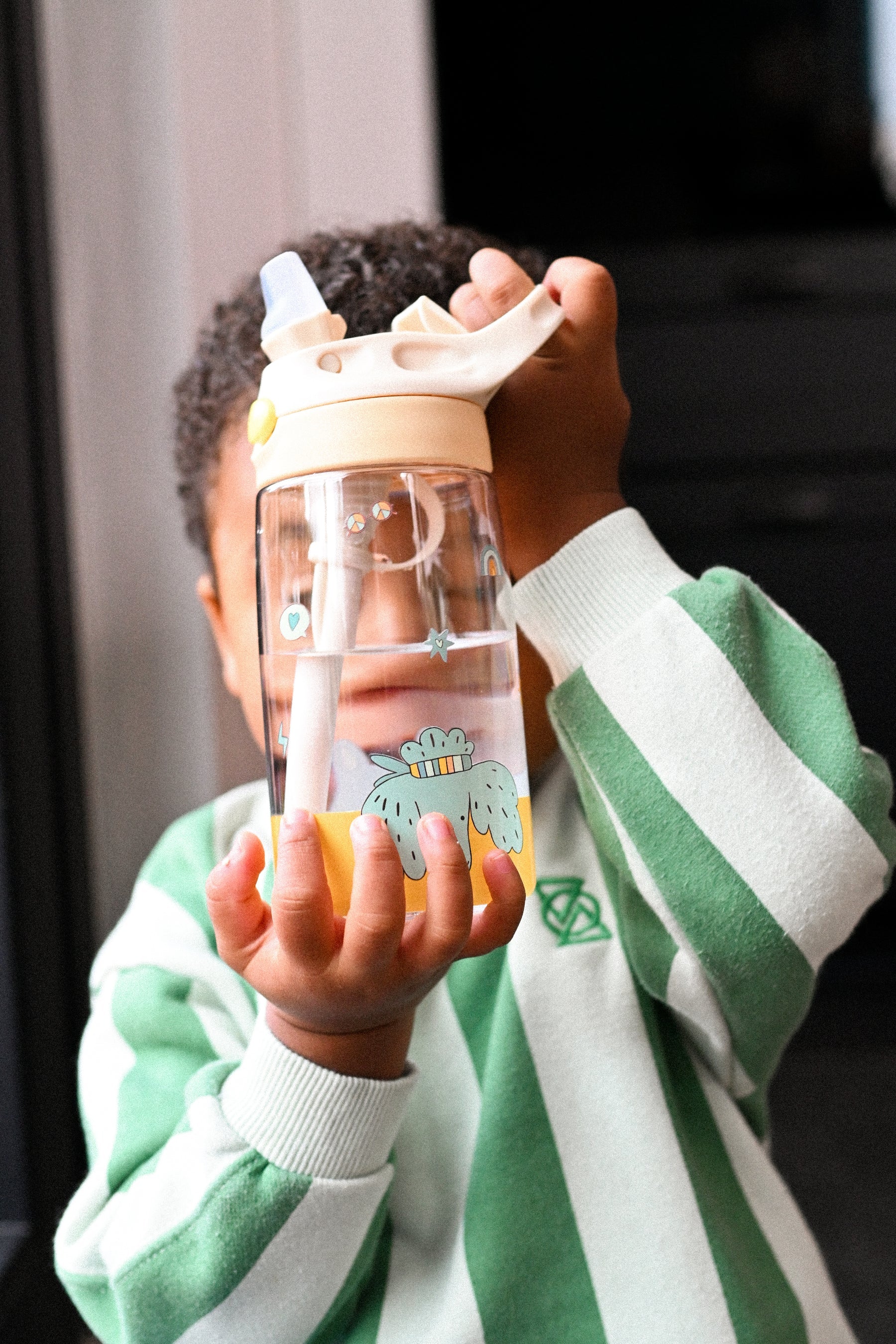 The Cotton Cloud - Funky Dogs 480ML Tritan Trinkflasche mit verstecktem Strohhalm