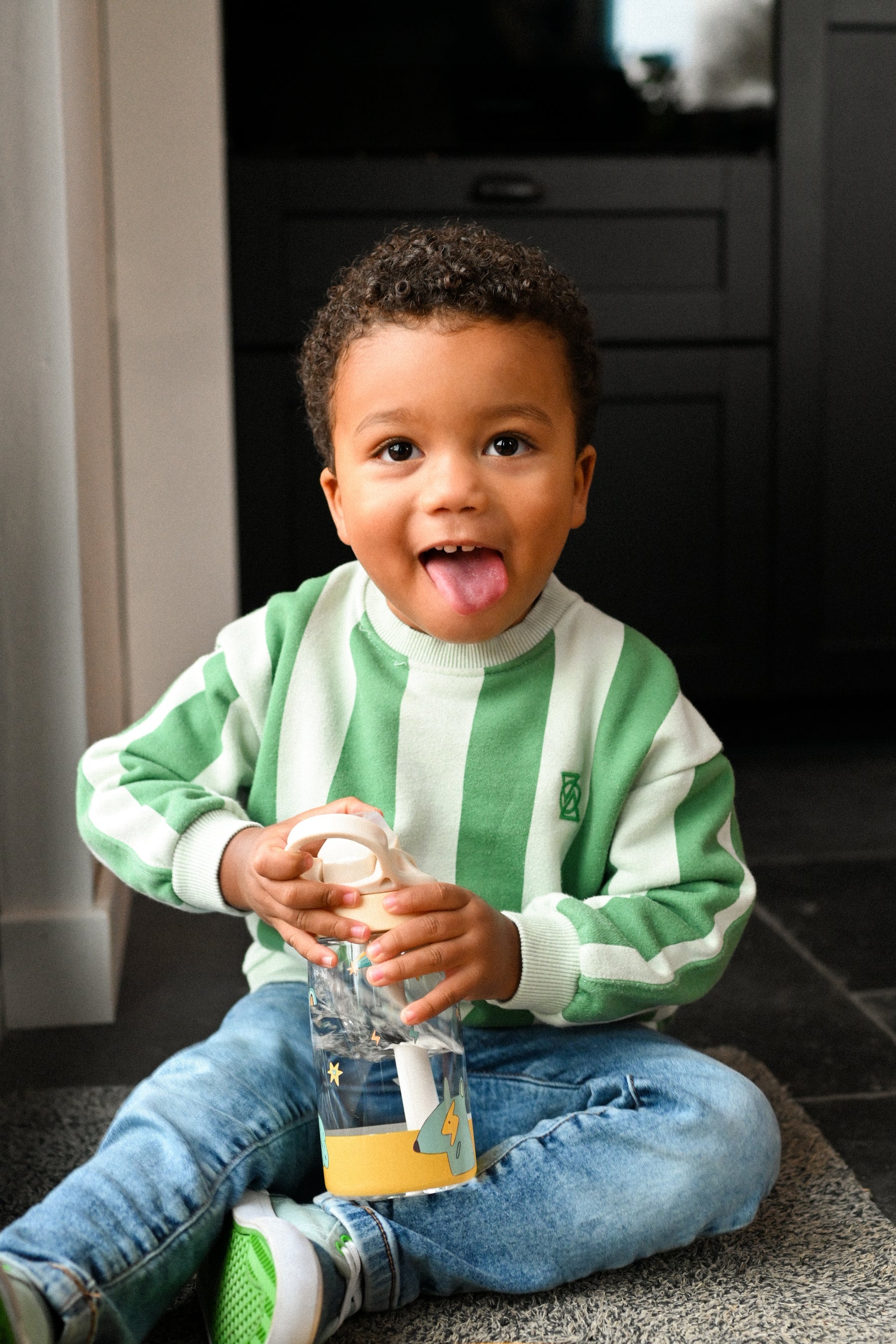 The Cotton Cloud - Funky Dogs 480ML Tritan Trinkflasche mit verstecktem Strohhalm